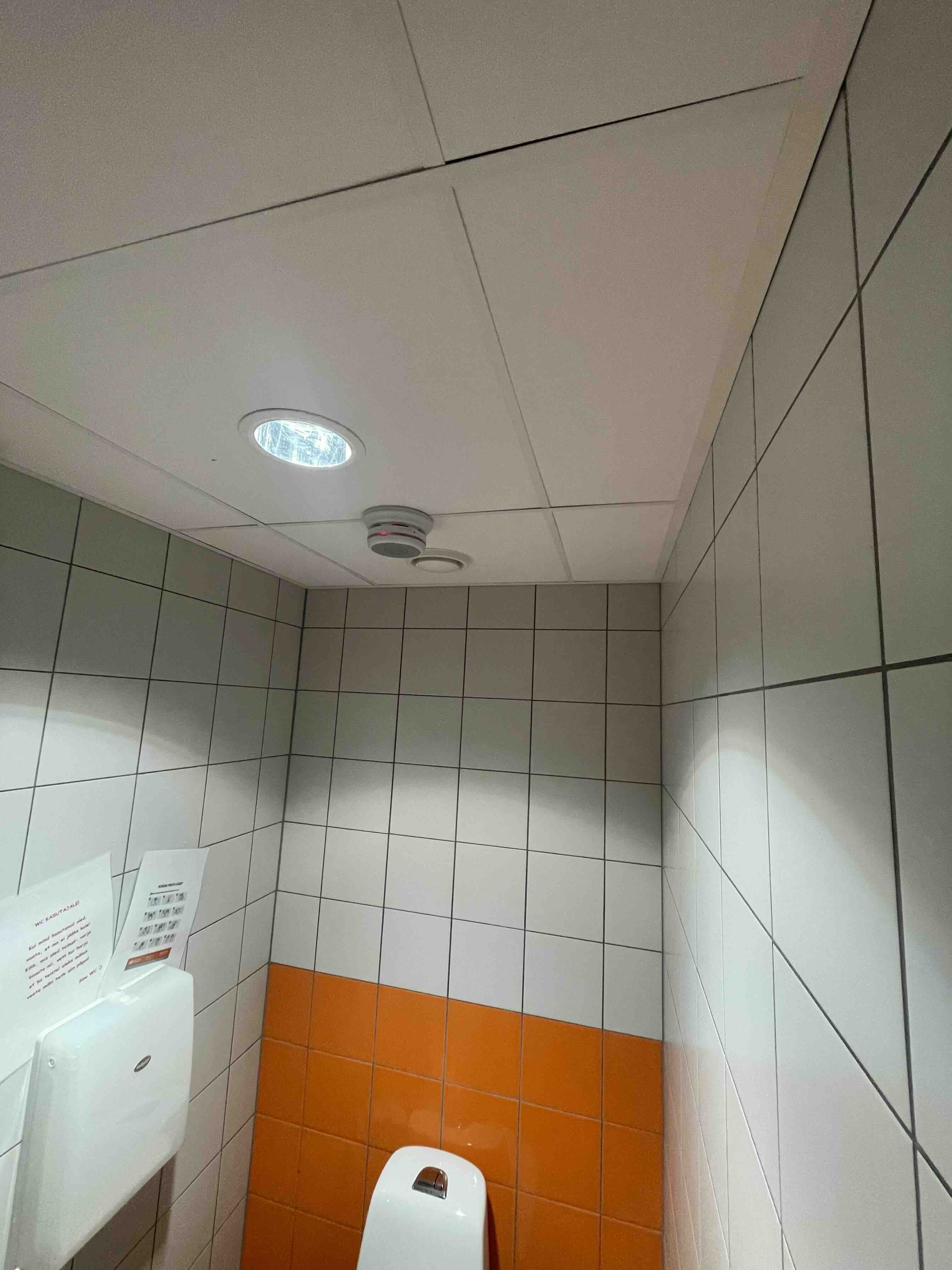 E-sigareti-andur-Veip-detektor.jpg (613 KB)